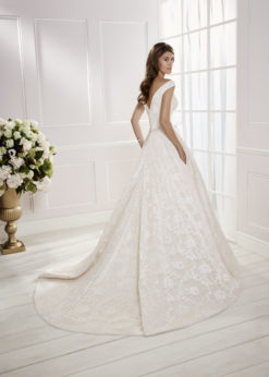 Vestido Lucía Novias mod. 69456