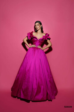 Vestido de Fiesta y Festera modelo 53039 de Lucía 1990 en Valencia.