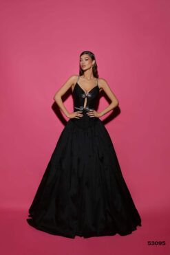 Vestido de Fiesta y Festera modelo 53095 de Lucía 1990 en Valencia.