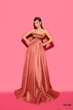 Vestido de Fiesta y Festera modelo 53156 de Lucía 1990 en Valencia.