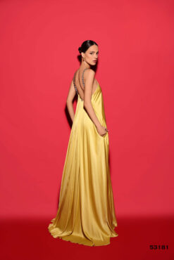 Vestido de Fiesta y Festera modelo 53181 de Lucía 1990 en Valencia.