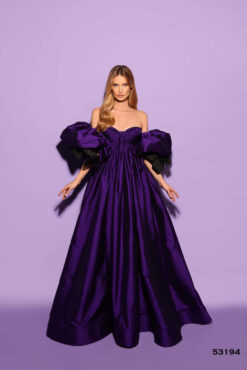 Vestido de Fiesta y Festera modelo 53194 de Lucía 1990 en Valencia.