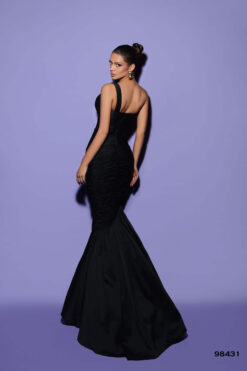 Vestido de Fiesta y Festera modelo 98431 de Lucía 1990 en Valencia.