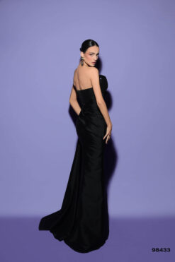 Vestido de Fiesta y Festera modelo 98433 de Lucía 1990 en Valencia.