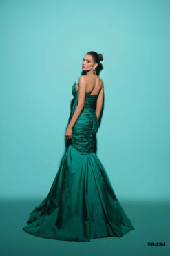 Vestido de Fiesta y Festera modelo 98434 de Lucía 1990 en Valencia.