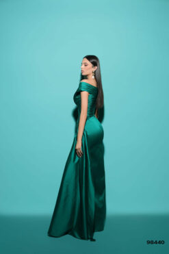 Vestido de Fiesta y Festera modelo 98440 de Lucía 1990 en Valencia.