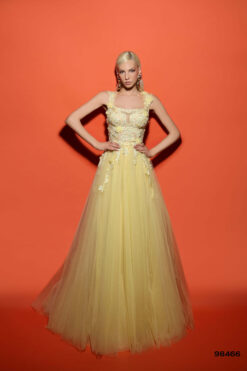 Vestido de Fiesta y Festera modelo 98466 de Lucía 1990 en Valencia.