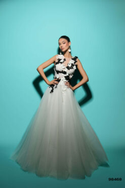 Vestido de Fiesta y Festera modelo 98468 de Lucía 1990 en Valencia.